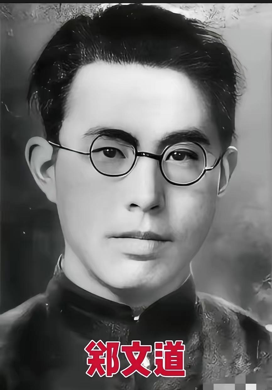 1942年，地下党郑文道求死不成，被日军安置在医院，一名护士每次给他换药，都会多