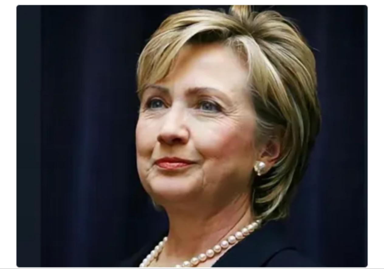 硬抗传票惹众怒！希拉里被启动逮捕流程，27次同乘旧账难清

美国前国务卿希拉里·