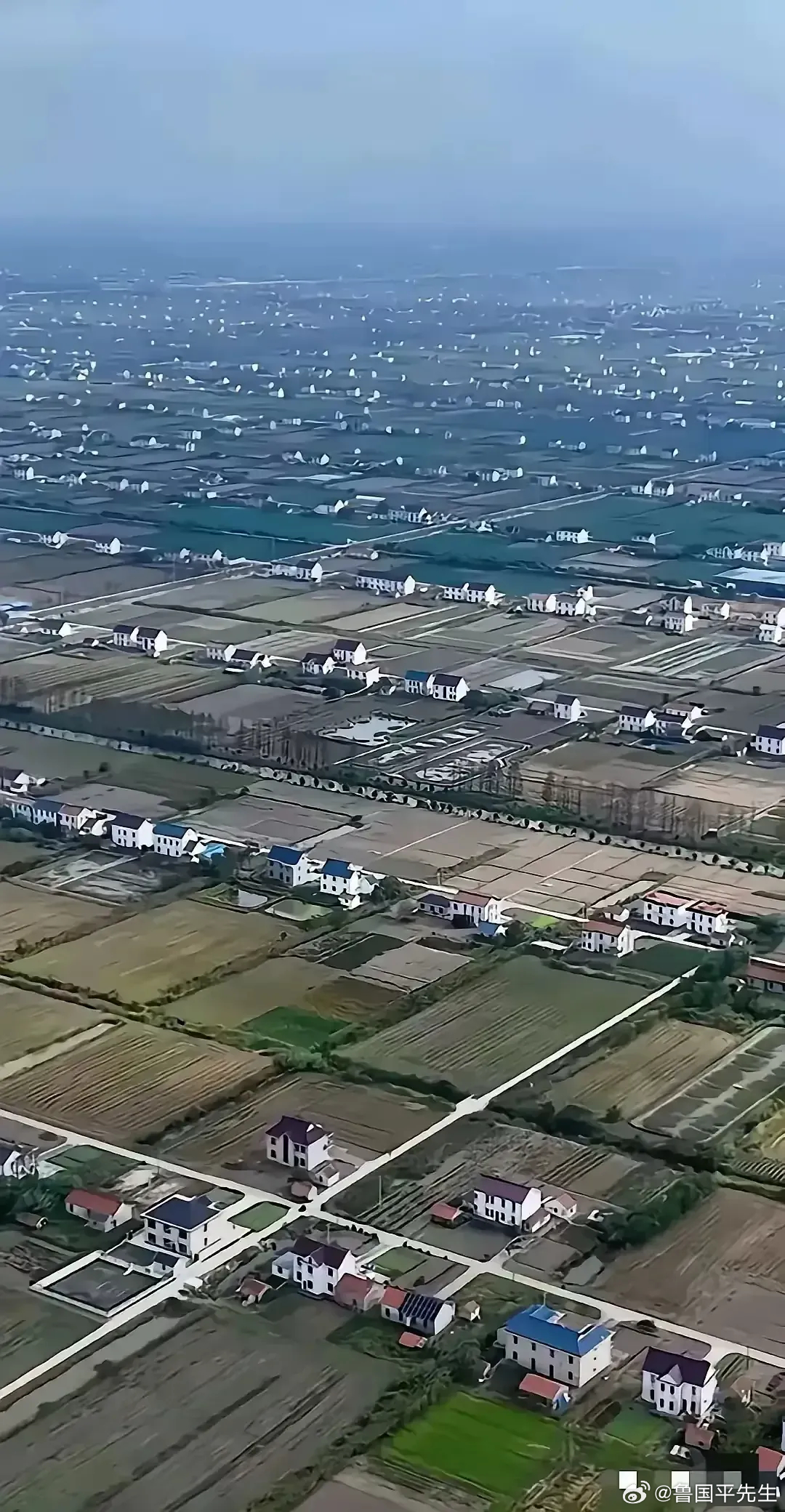 我觉得住宅这样布局是最理想的模式！没有邻里纠纷，真好。 ​​​
