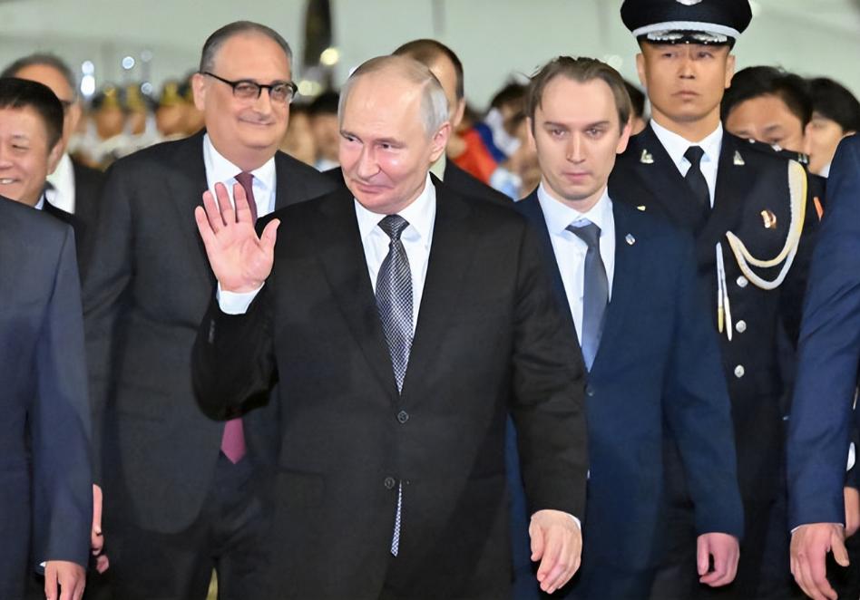 数月内四大常任理事国访华：普京携五大副总理，阵容不逊色特朗普

试想一下，半个月