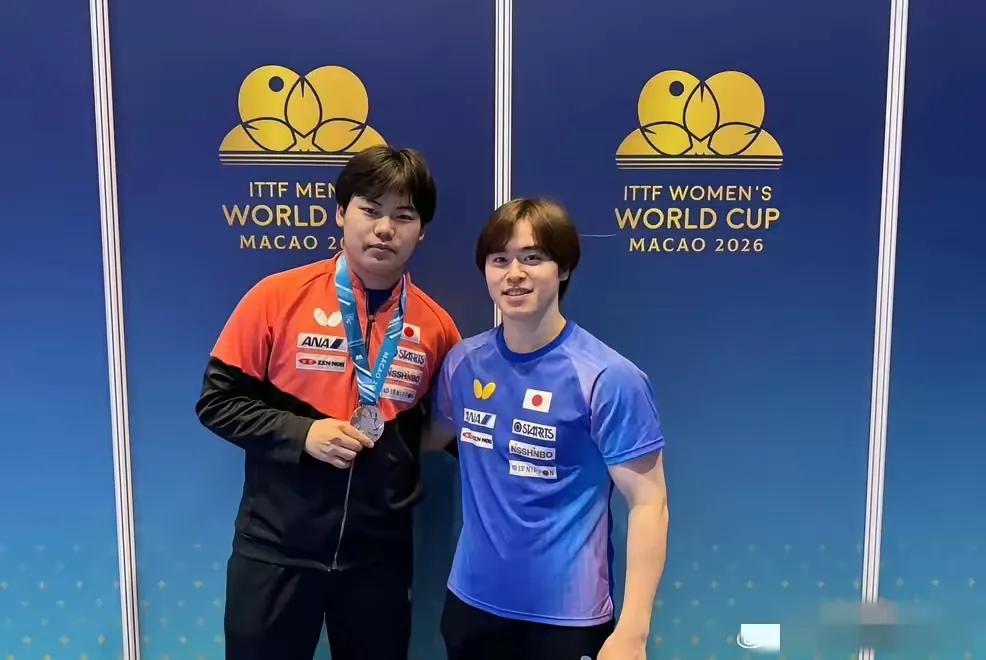 教练不行，如果有国乒那样的教练，有国乒那样的举国培养体制，那就会无敌于天下！