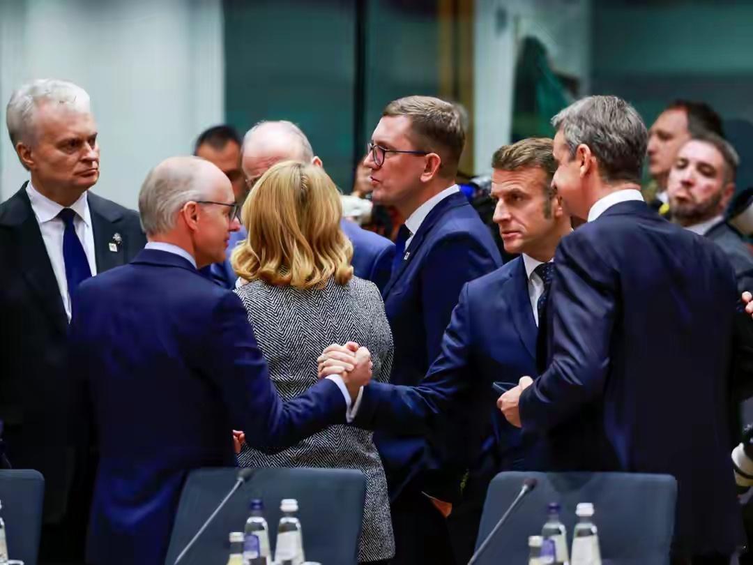 没等俄解体，欧盟就准备B计划，冯德莱恩暗示美国：中国才是敌人押注俄罗斯解体？欧盟