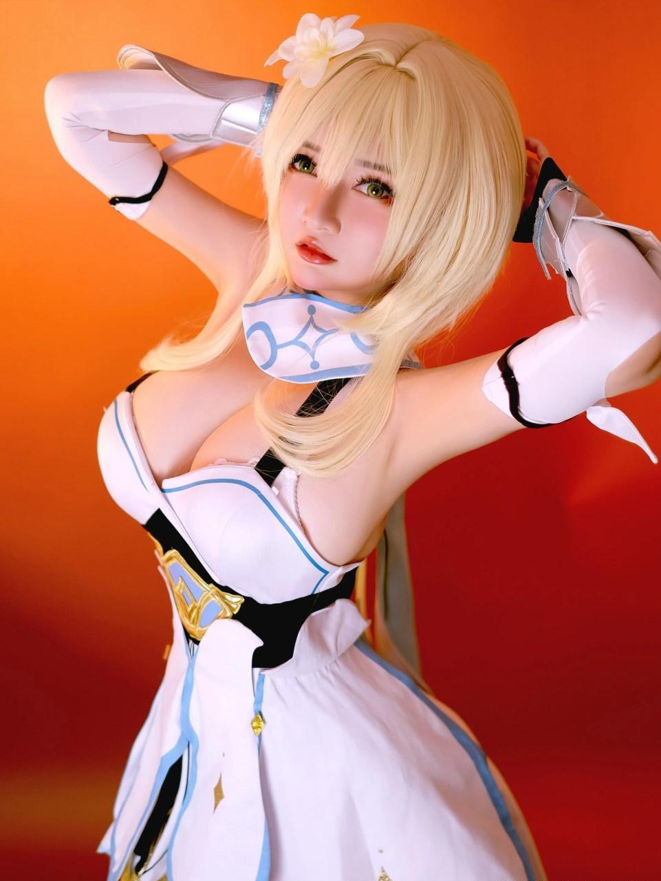荧妹已经开始整活了，我有什么理由不去捧场呢？
COSER：疲倦的黑眼圈#原神##