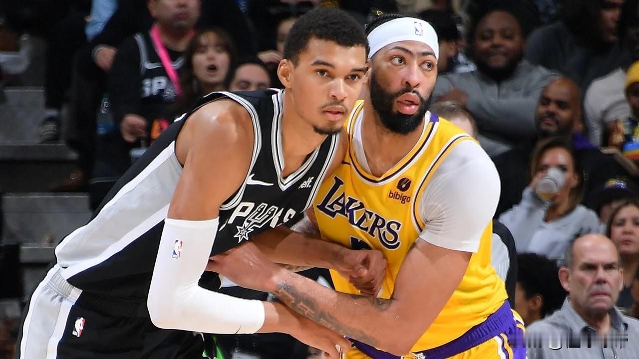 本以为文班亚马已经够厉害了，结果发现还不如同期的浓眉!天南地北大拜年 

今天文