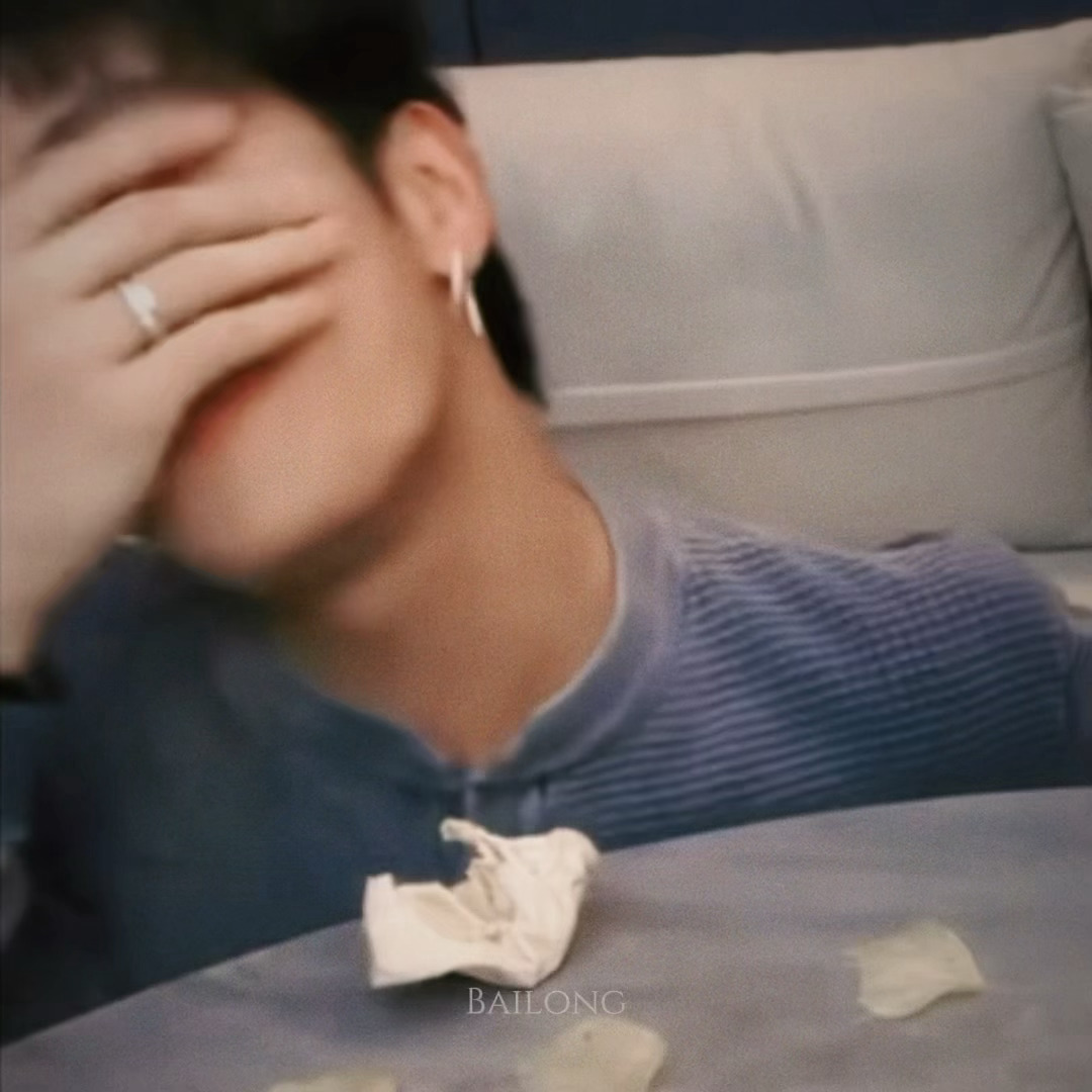 「谁先逃跑谁就输了哦」 