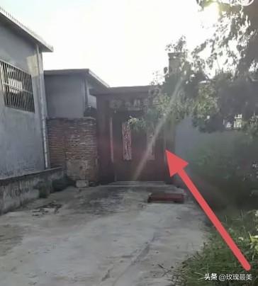 三儿姐曹某阳的事情闹大了，
她老家村子里的房子已经被同村人曝光出来！这都不算个事