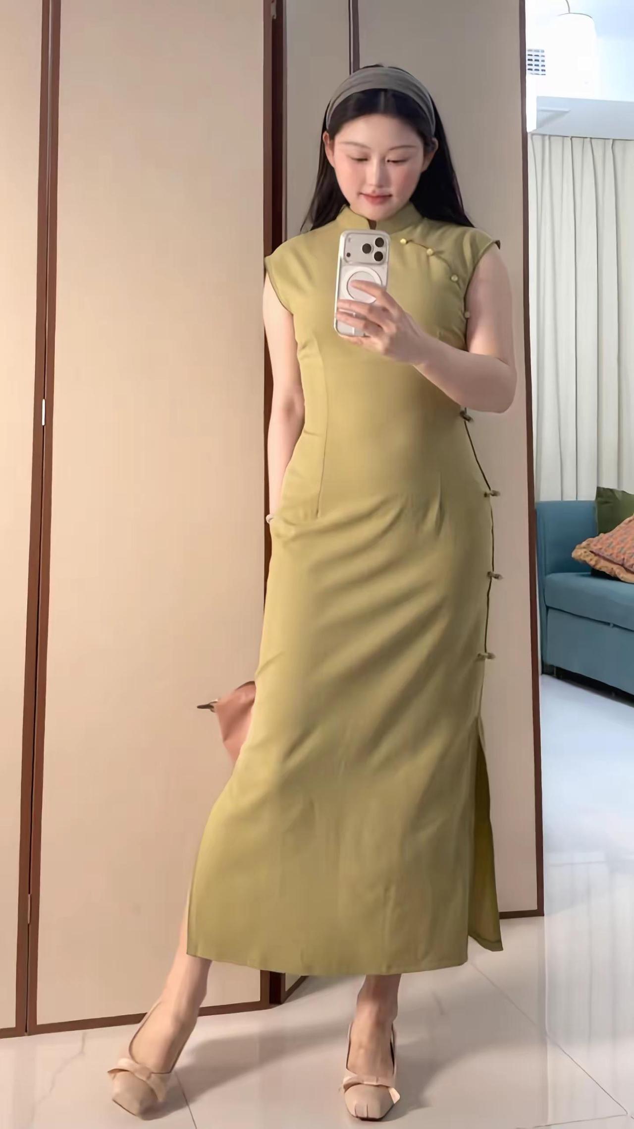 旗袍旗袍穿搭 东方美学 微胖女生