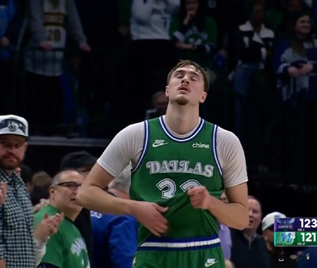 差点封神！三球谈弗拉格得到49分：

“今晚差点成了他的夜晚。”

“但是我们不