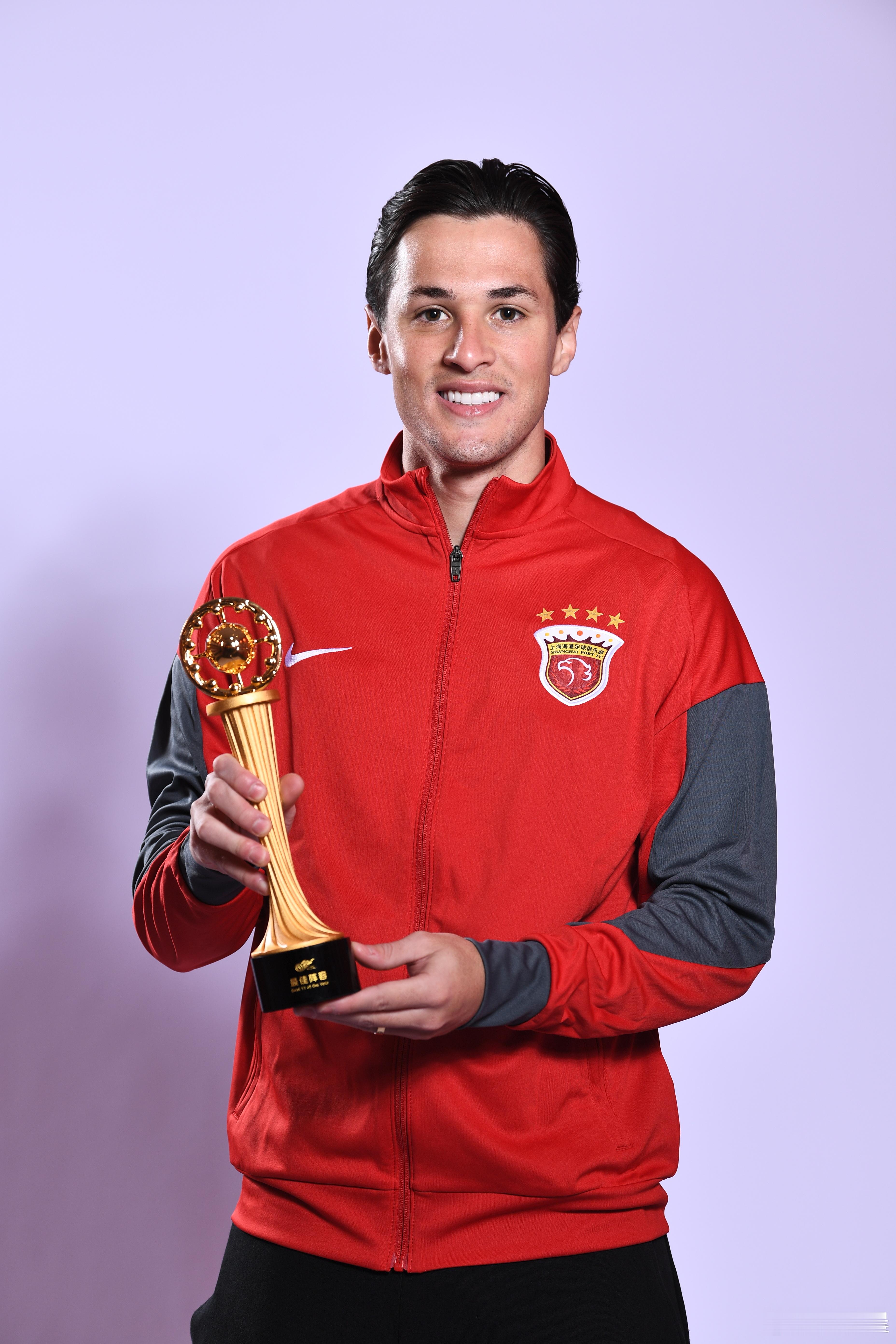 2025赛季中超联赛年度最佳阵容🏆莱昂纳多 🏆维塔尔 