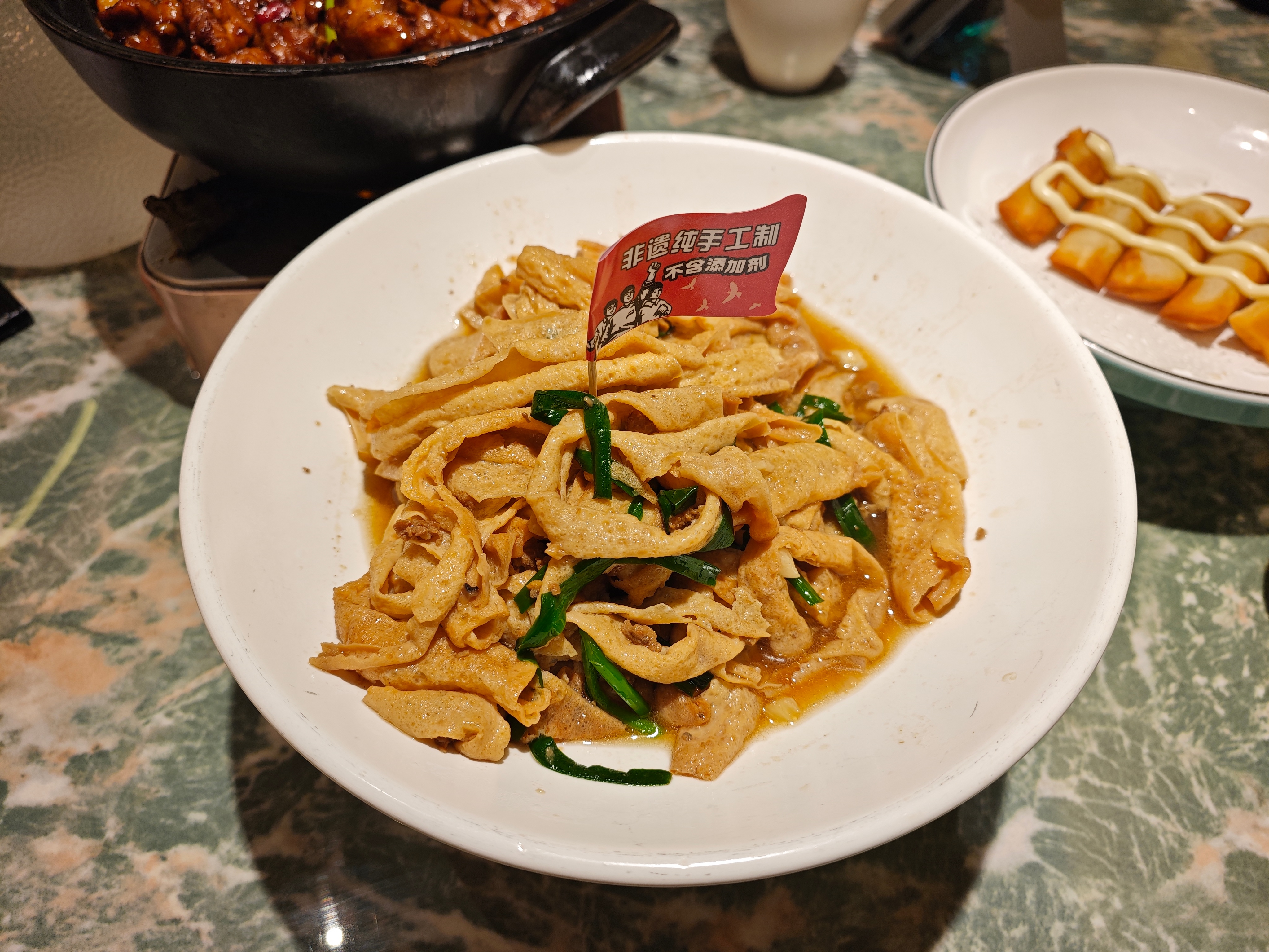 客串一回美食博主，还是想吃这一口美食逛吃逛吃