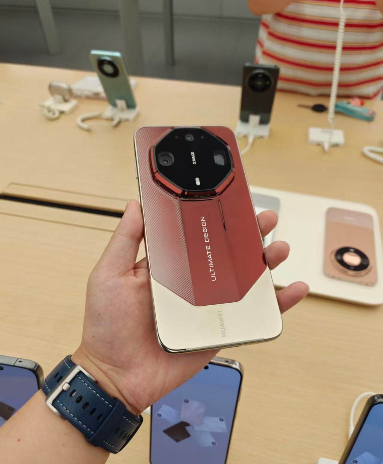 Mate 90 这个版本好看。 ​​​