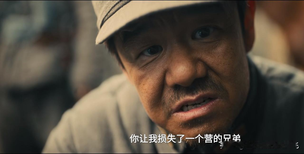 八千里路云和月:因为冷，川军老游带人去偷西北军的棉袄棉被，对西北军的守门人只是绑