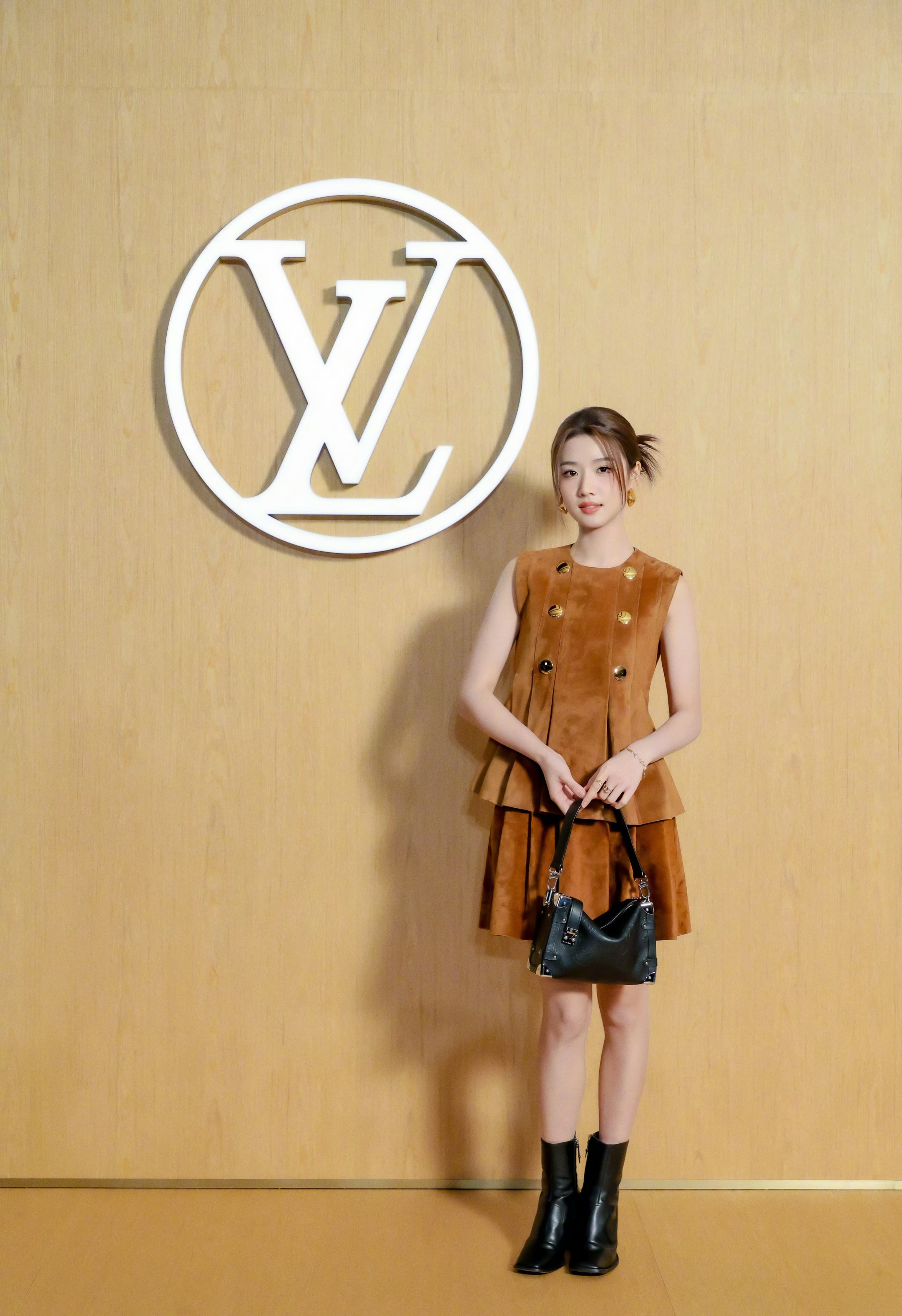 Louis Vuitton 品牌挚友 ：卢昱晓 出任路易威登品牌挚友，正式收获个