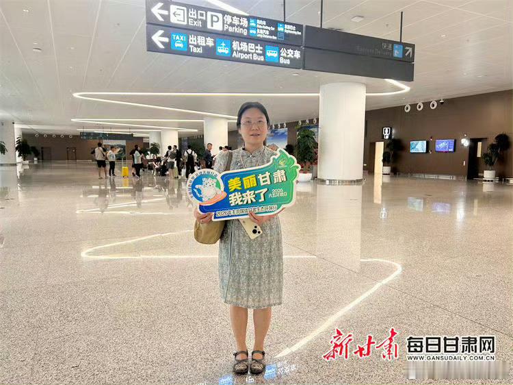 向绿而行共绘陇原新图景 【生态优先，甘肃走出双赢新路径】 在黄河上游，在祁连山下
