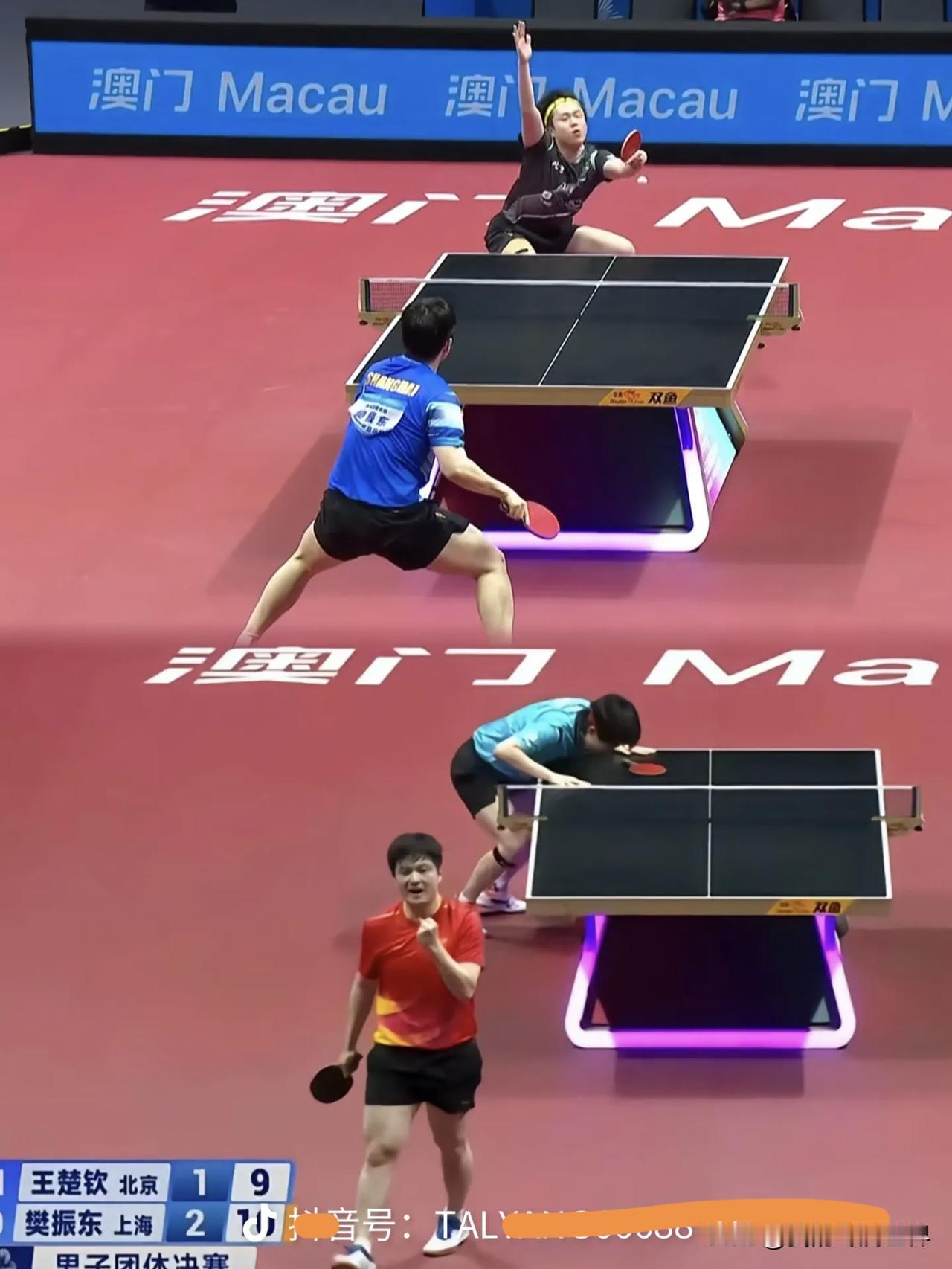 粉丝讨论王楚钦第一场输给了樊振东，为什么团体不避开樊振东，还要硬着上去打一场，这