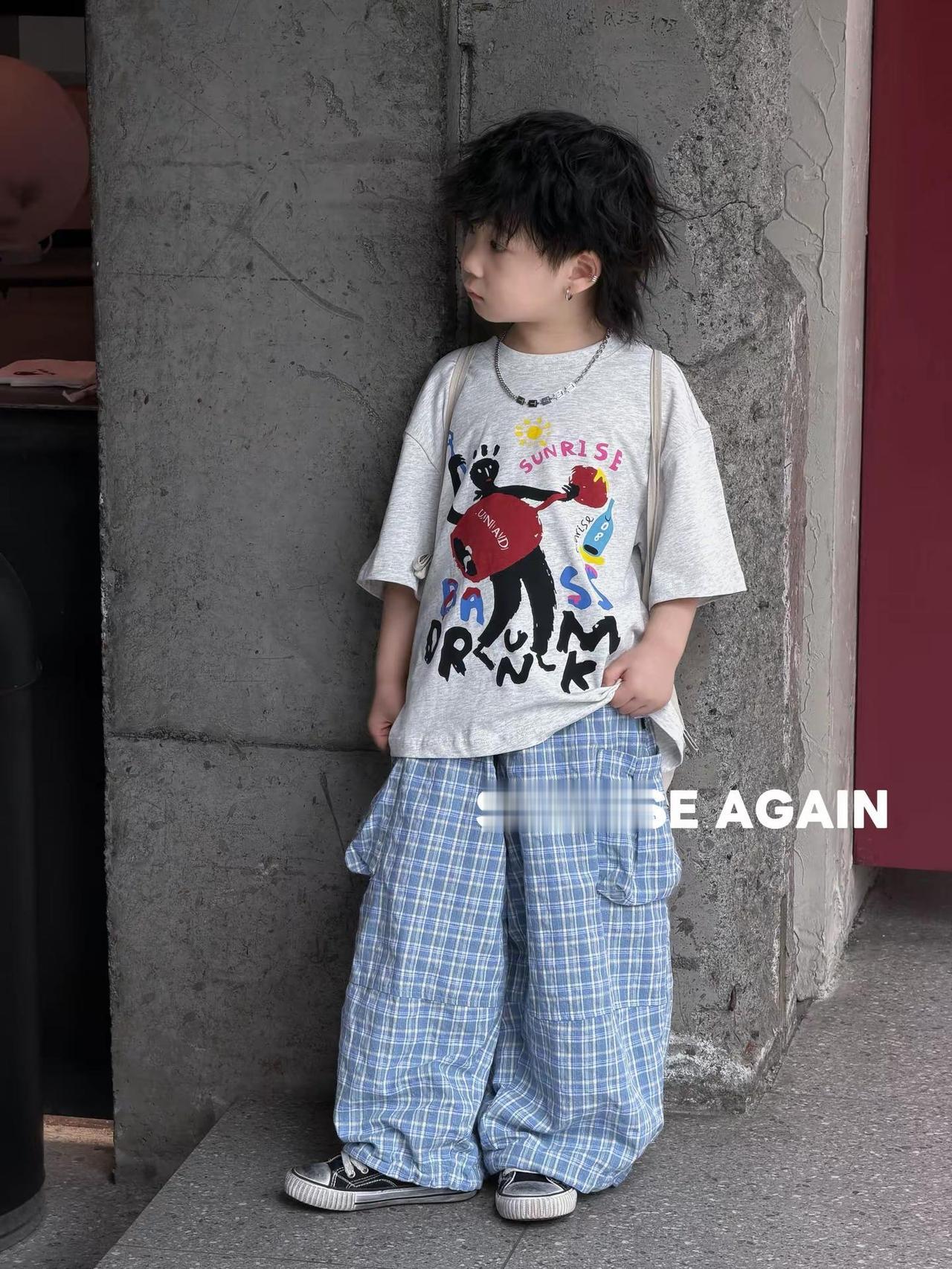 别偷我的图了，我自己还没发…..我自己发还不行吗。小孩哥的松弛感ootd 小孩儿
