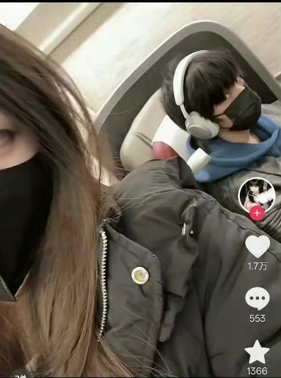 谁允许我的杰琪cp粉双脱了？我的满分cp天天发糖好不好！不磕的人你们没有心！ 