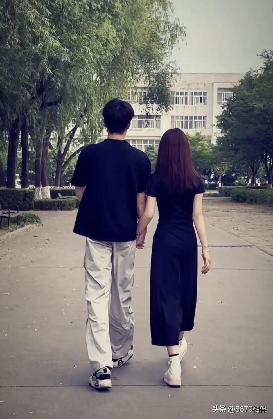 毁掉无数年轻人的不是穷！是父母包办一切，养废一代人担当！发现一个特别心酸又无奈的