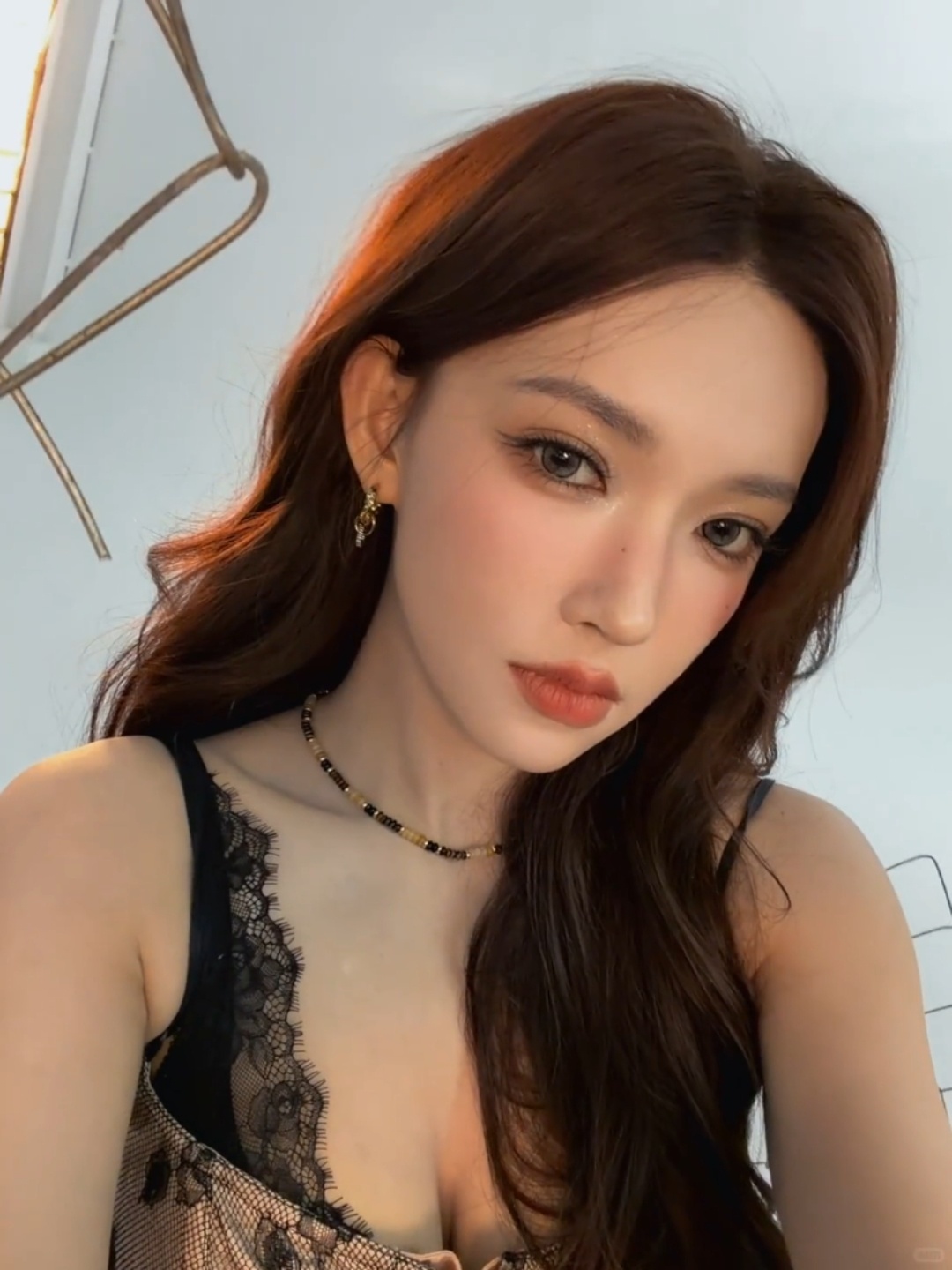程潇小时候照片/早期自拍/现期自拍对比惊呼 一比一复刻 原生脸好牛！建模脸好权威