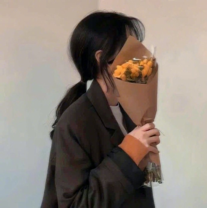 婚姻里很真实的一段话：我和你结婚不是为了尝尽人间疾苦，是为了体验幸福，如果总是委