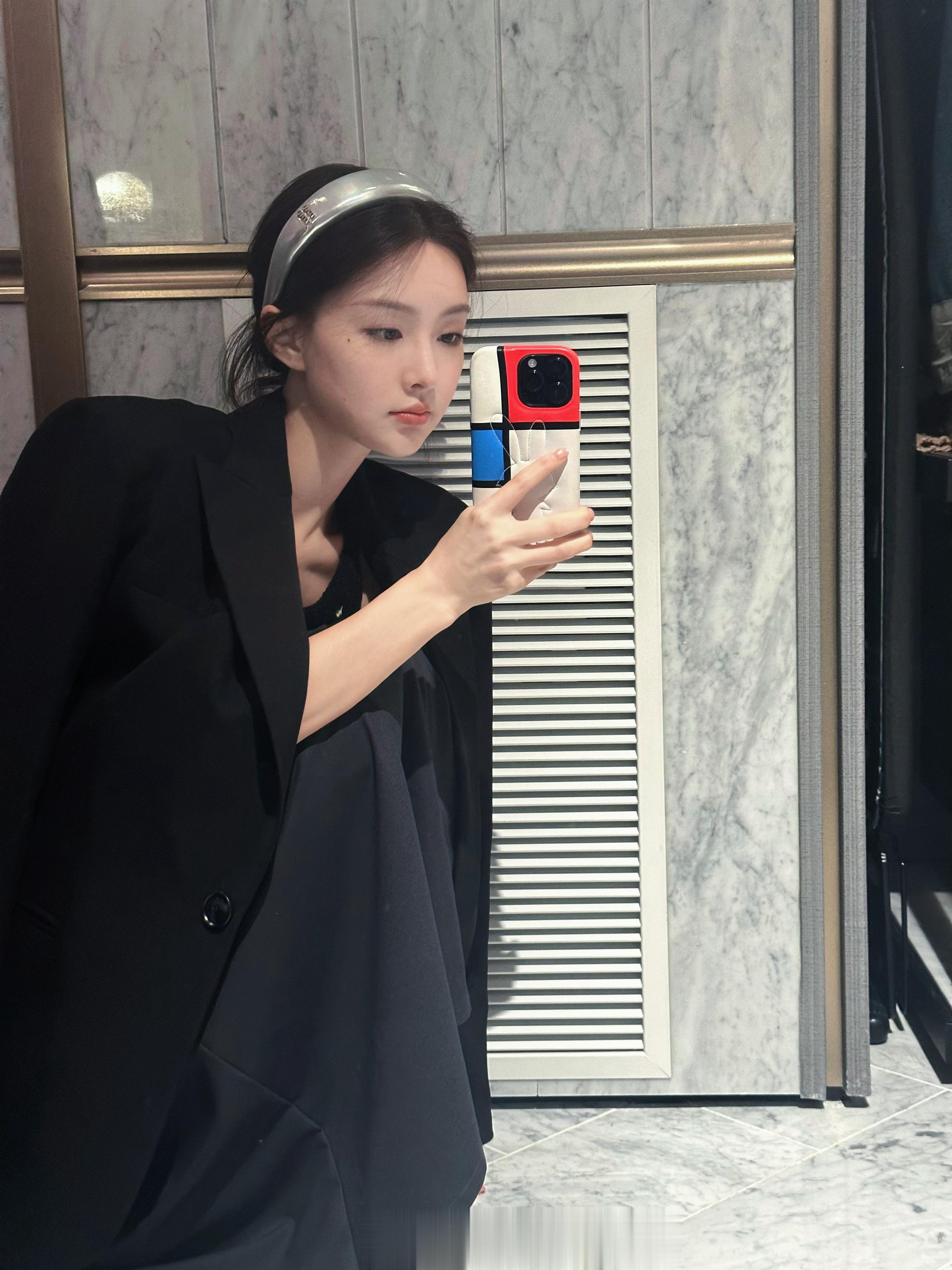幸运的是：身边有可以帮我记录的人 ​​​