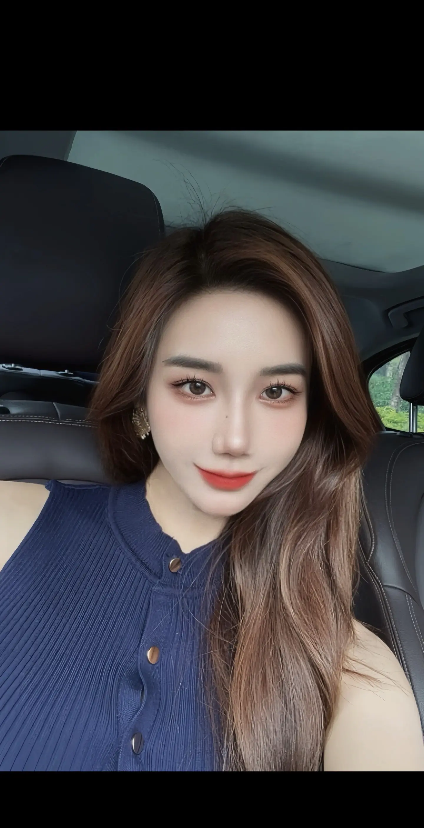 收起你的伤感，做回最坏的女人。