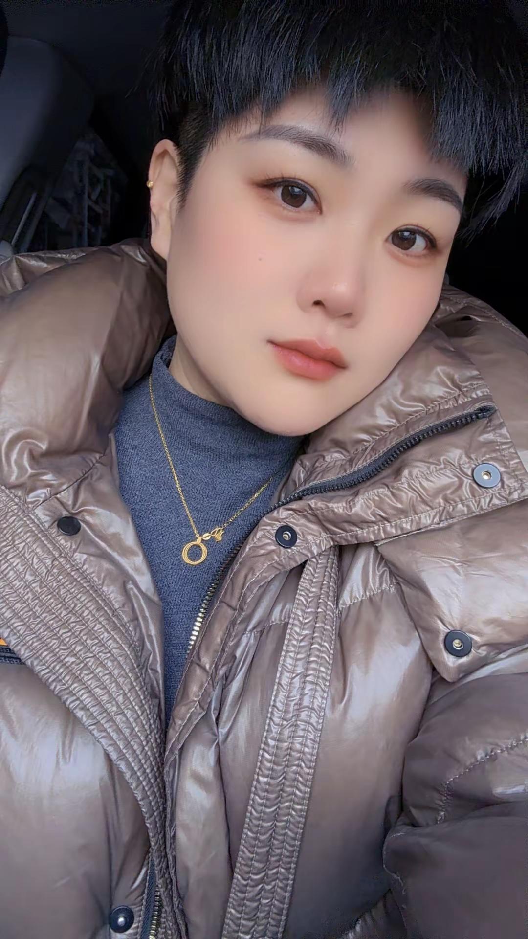 改革春风吹满地，新的一年要争气。