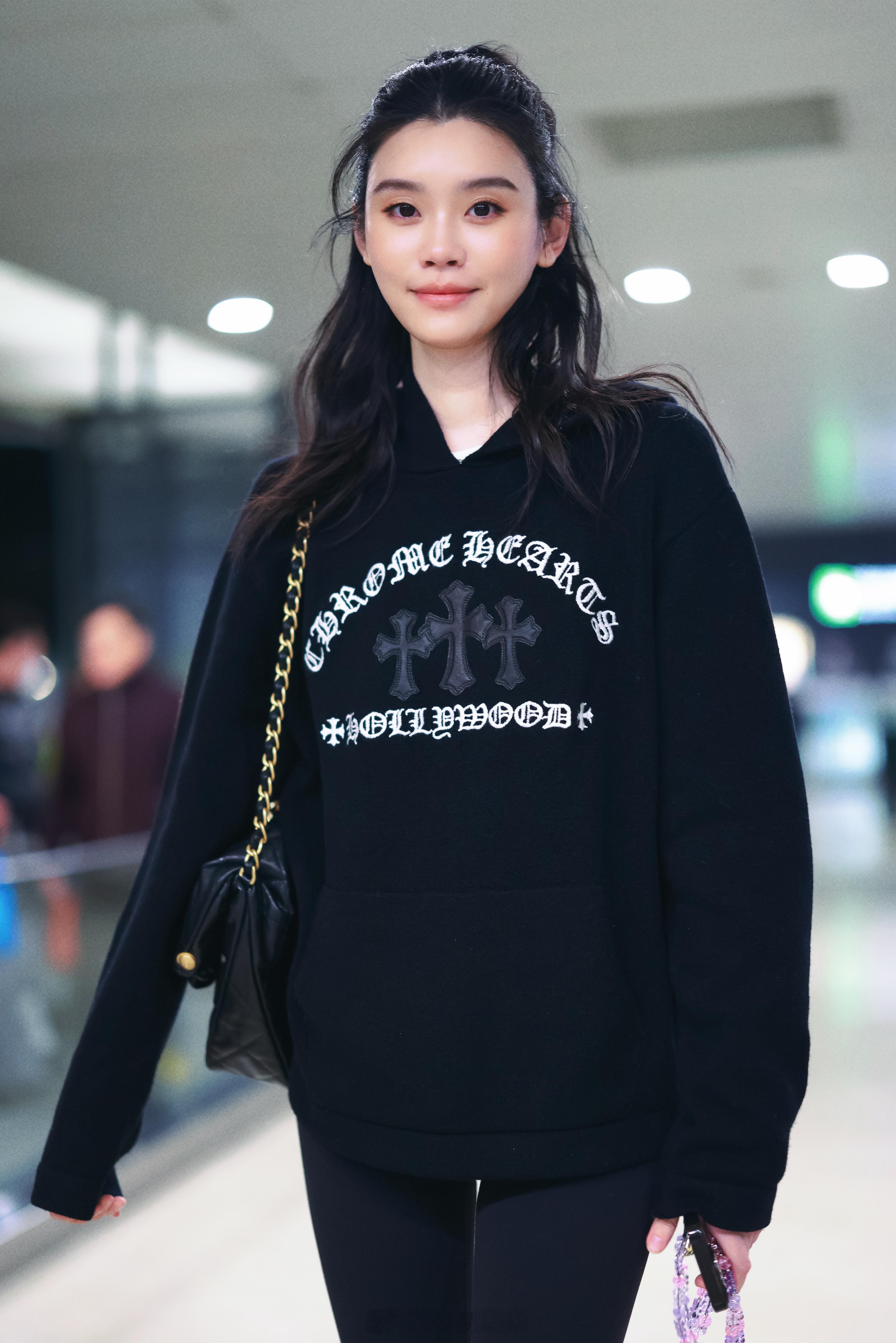 #奚梦瑶[超话]# 北京✈️上海 ​​​