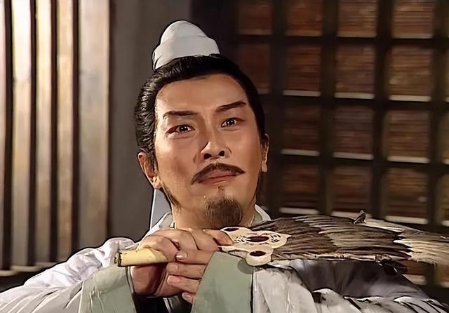夷陵战败蜀汉几近覆灭！诸葛亮三步走，攒足兵甲稳住南方疆土！
公元227年春，诸葛