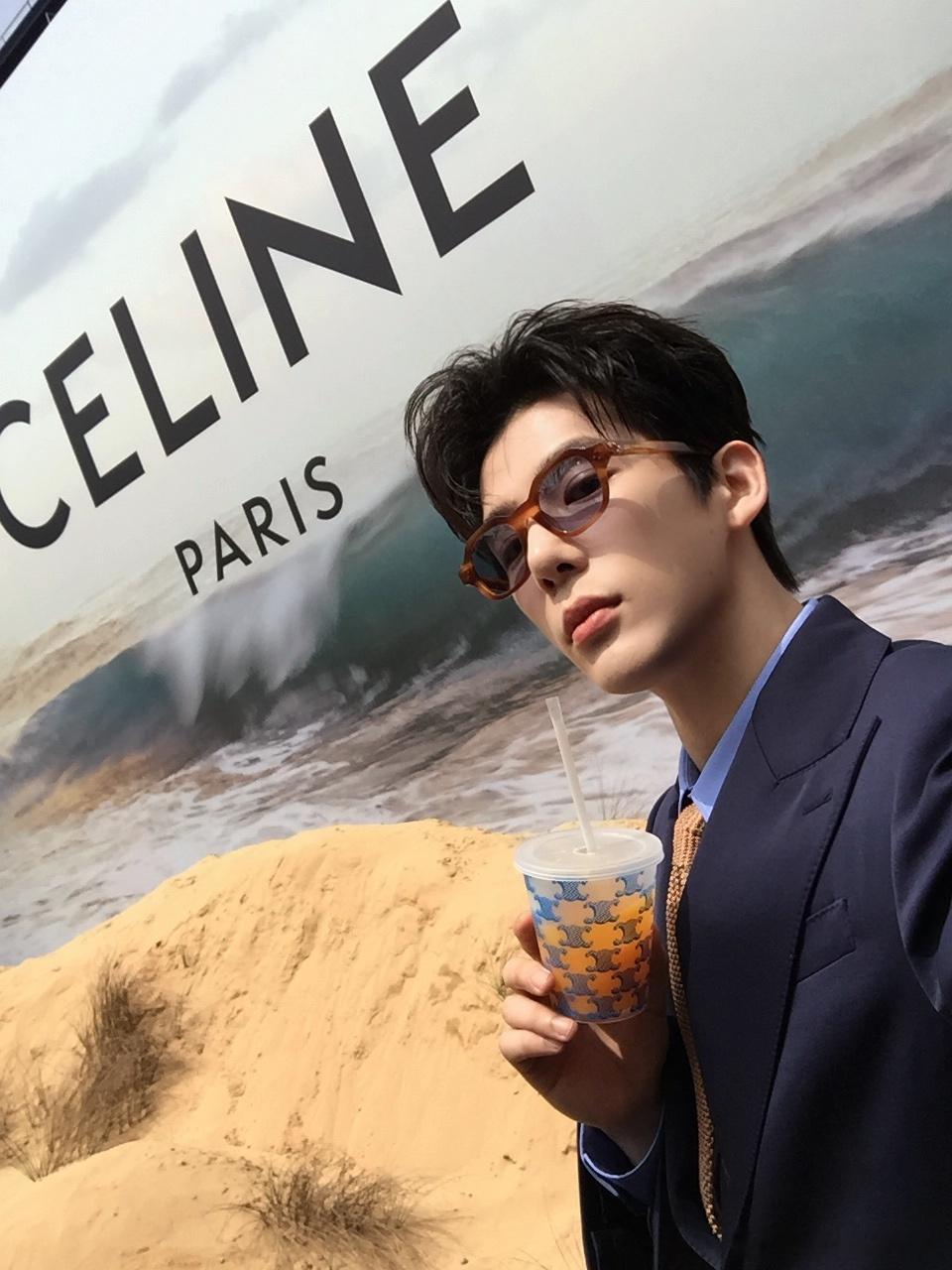 老爸咋能这帅呢