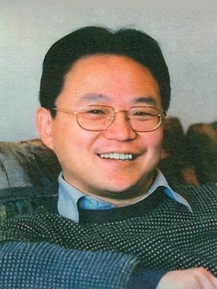2008年，亿万富豪突然跳楼自杀，转眼70亿家产全归于妻子名下，正当人们胡乱猜测