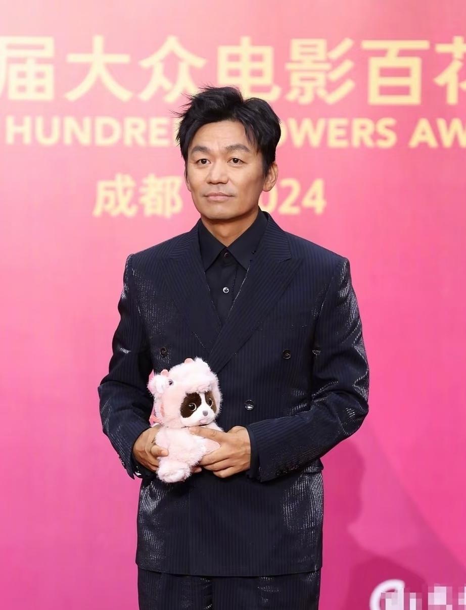 王宝强在百花奖上获得0票，
在我看来这个结果是必然的，
不是他演技不好，也不是故
