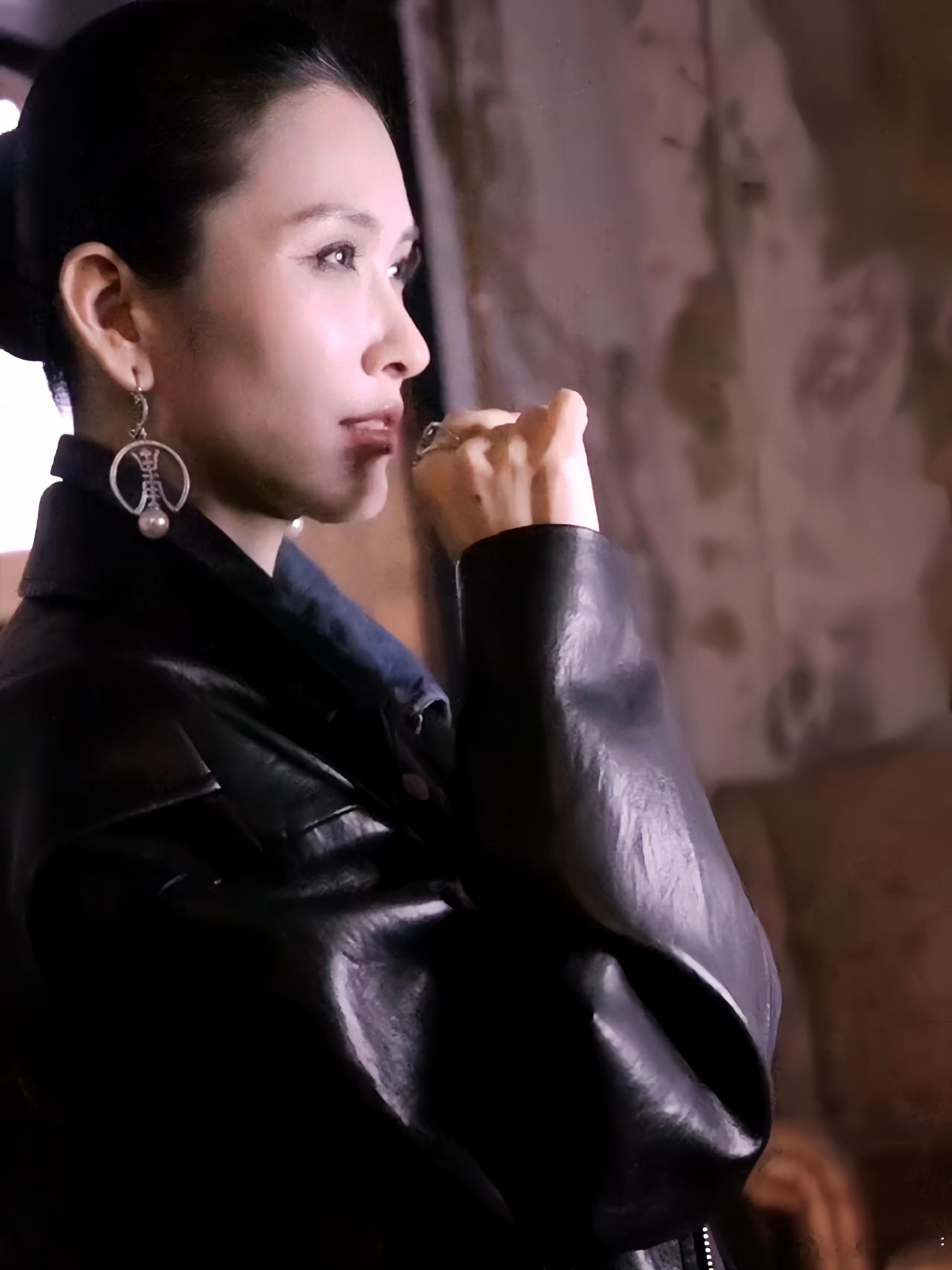 一路坚持，一路成长，徐洁儿尽显女性力量，女生彼此偏爱，美好又纯粹徐洁儿坚强的女人