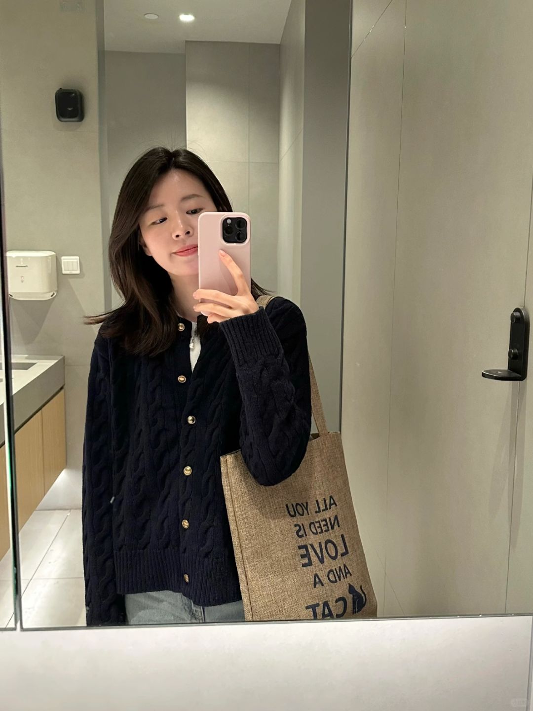 好穿的藏蓝色小开衫