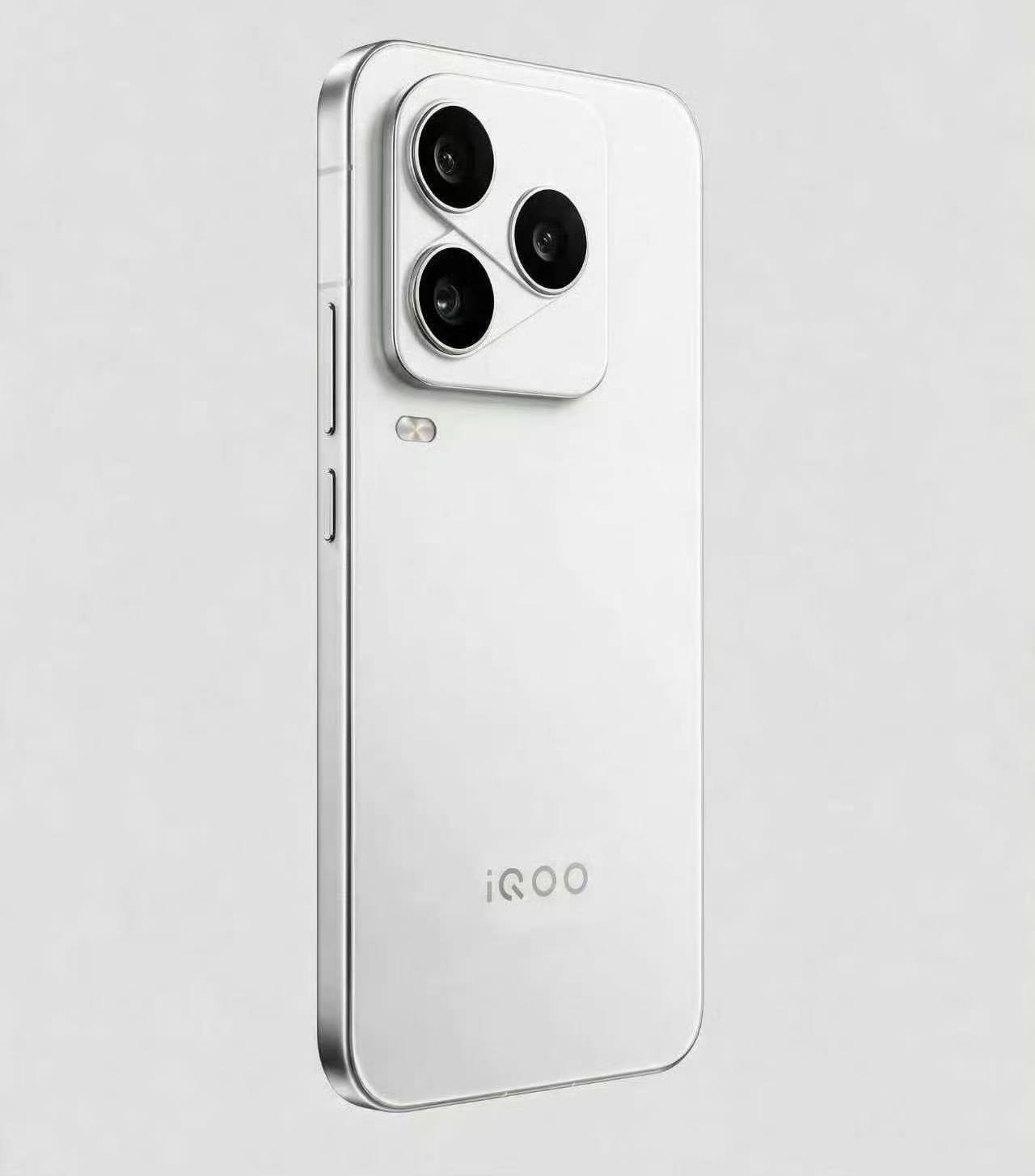 iQOO16的deco似乎在原有基础上又做了调整，要真长这样，你们觉得好看吗？[