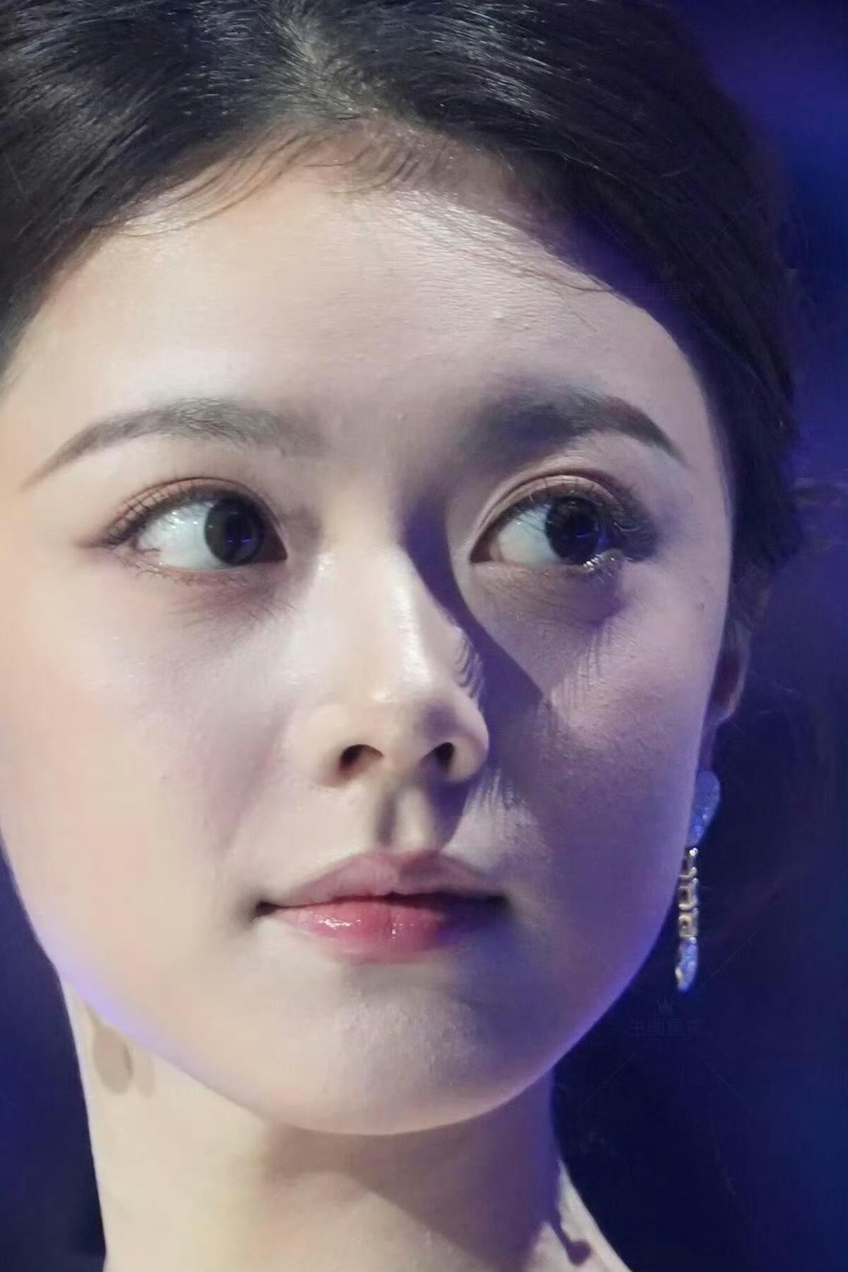 赵今麦，小女孩长大变得越来越漂亮啦！