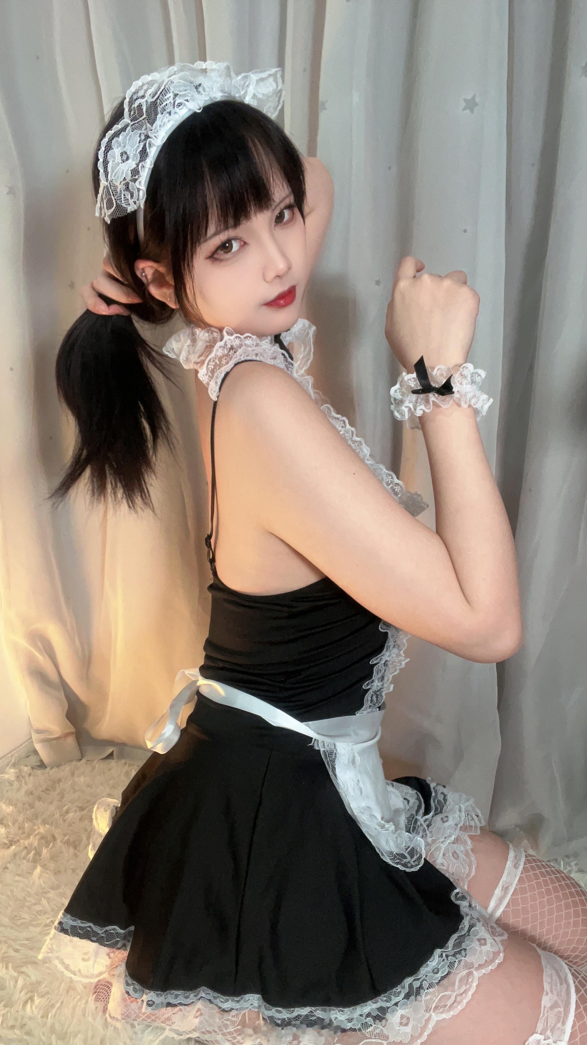 臭脸甜妹女仆？#霏慕feeetmoi# ​​​