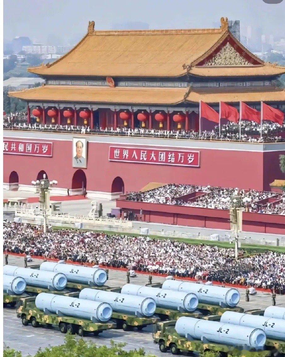 美国降息后，中国马上降息，国庆节后可能出现以下情况，我们要抓住机会！1. 美国一