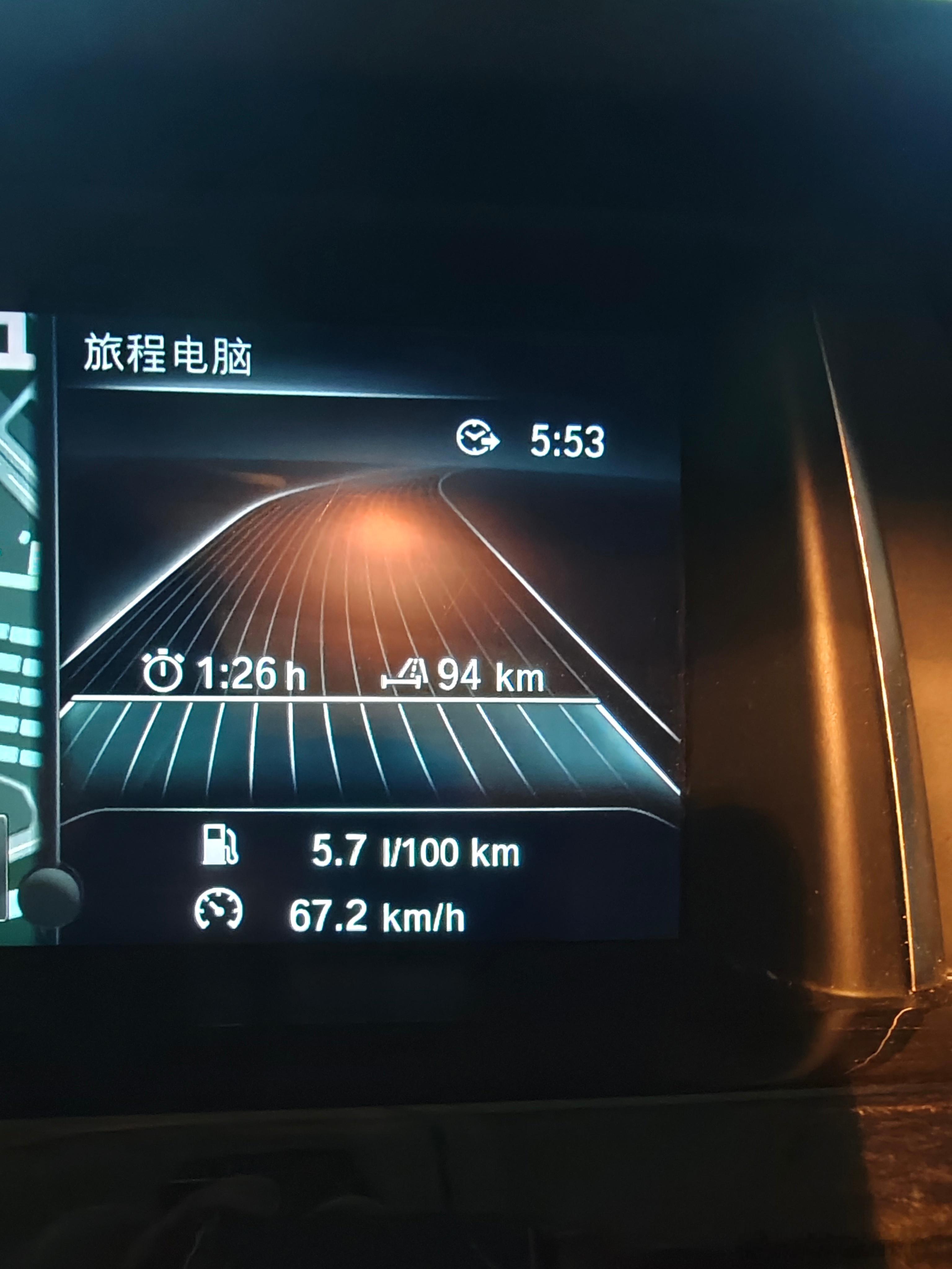👓老管不止眼法手法细腻，这脚法如何？10年的N20B20能开出5.7L的油耗，