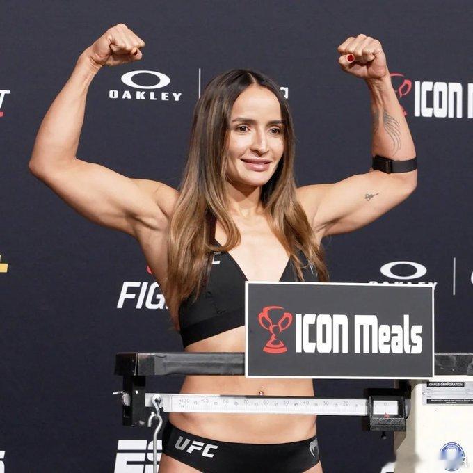 UFC[超话] 新战卡——UFC女子草量级安排一张新卡皮亚·罗德里格斯/Pier