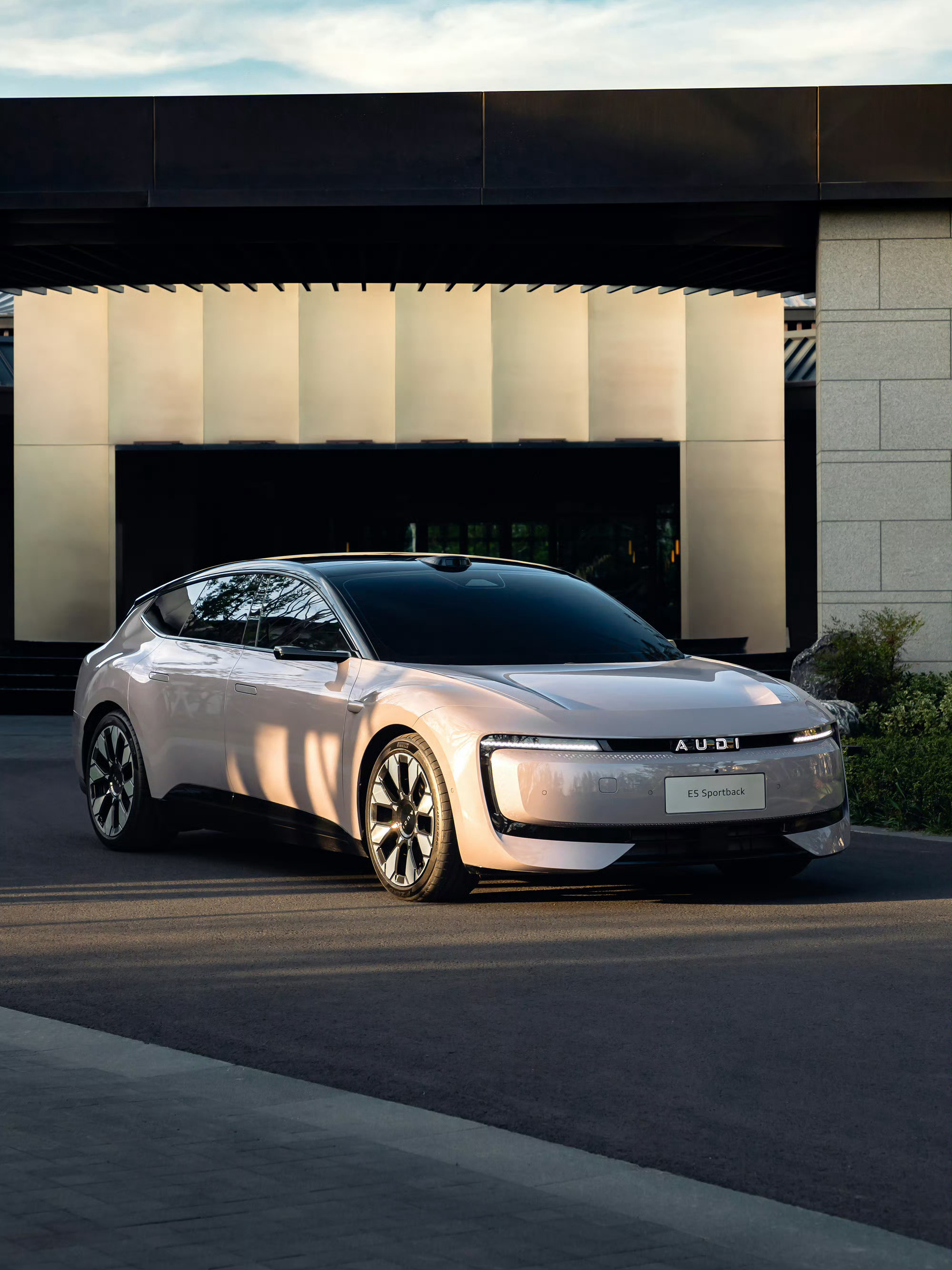 好消息！奥迪 E5 Sportback将于8月18日开启预售，这是中德汽车工业深