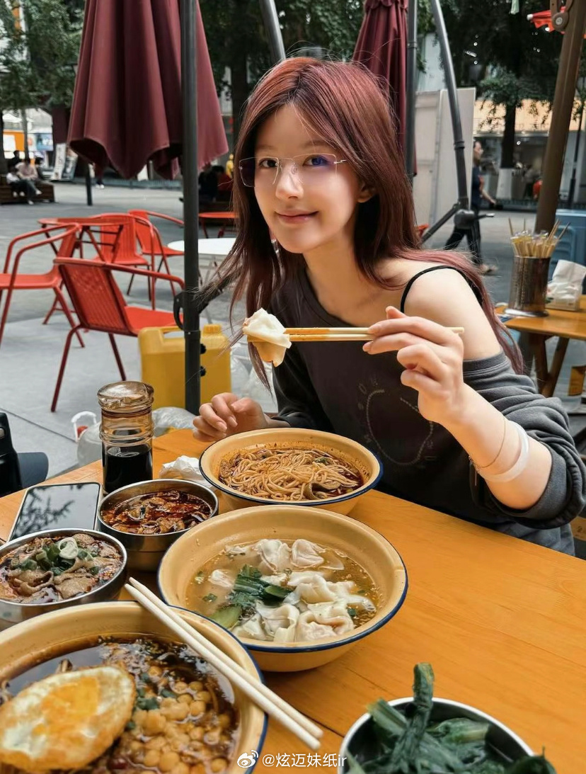 你要做一个照镜子都会很开心的人 ​​​