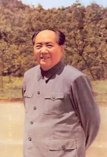 中共中央发布对毛泽东同志最权威、最新的历史评价，字字千钧，定调百年！
 
毛泽东