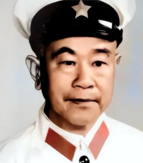 1973年，女知青黄丽萍携农村丈夫回宁波父母家，一进门，丈夫看到墙上挂着的照片大