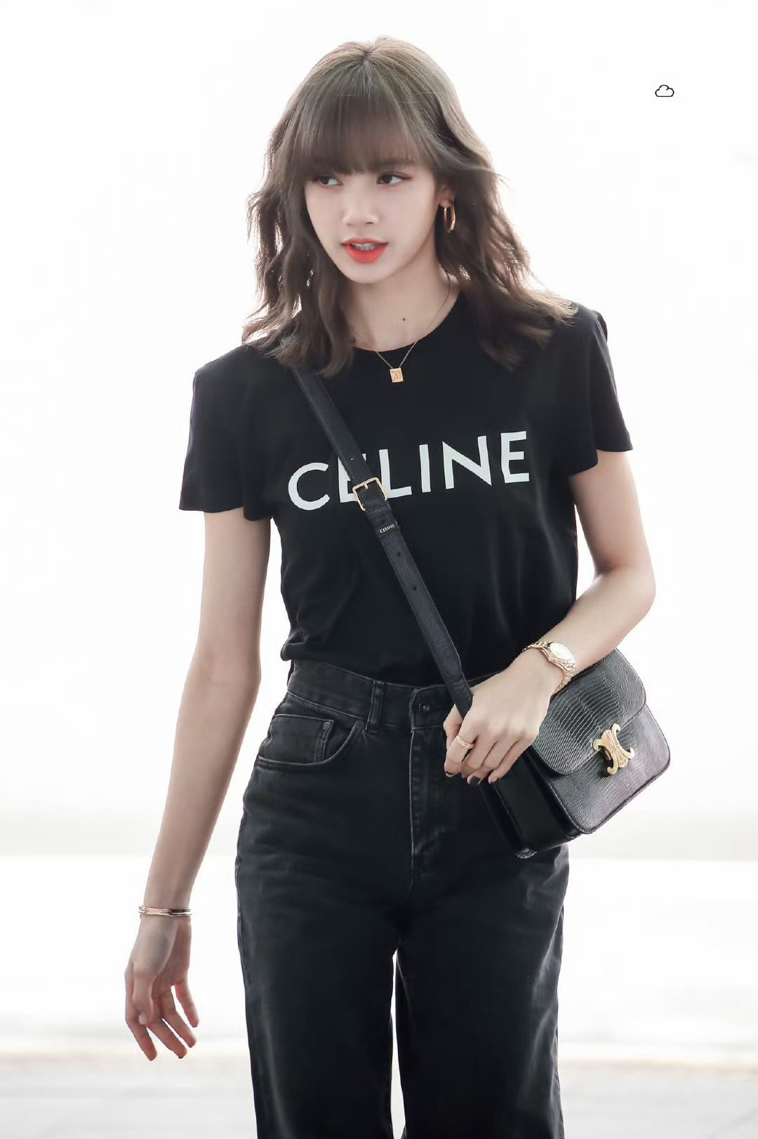 LISA  lisa亚女一 【那年今日】190621 ICN机场出境LISA相关