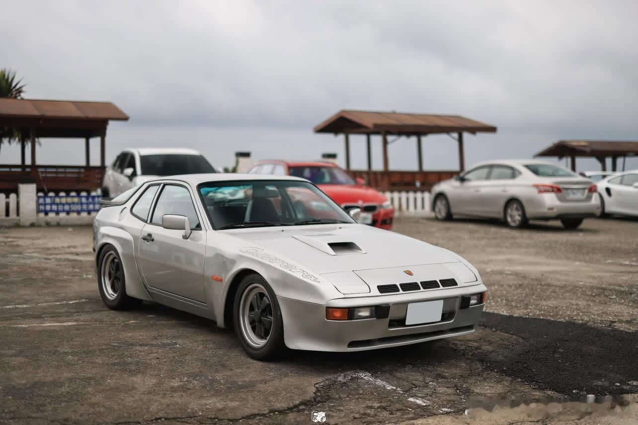 台湾老车🇩🇪Porsche 924 Carrera GT限量的經典