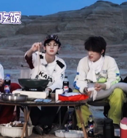 萌的我 盯着锅都要望眼欲穿 ​​​