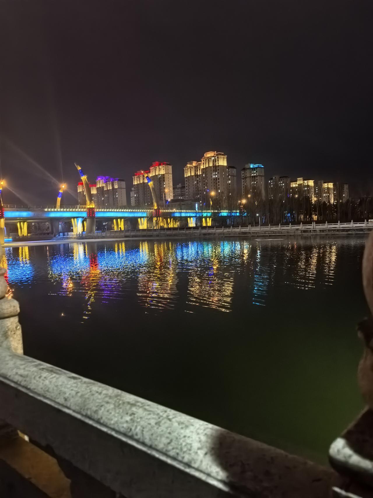 老公不让再瞎投资了，但是今天又给儿子做了3万的保险。

昨天早早睡了，今天还是累