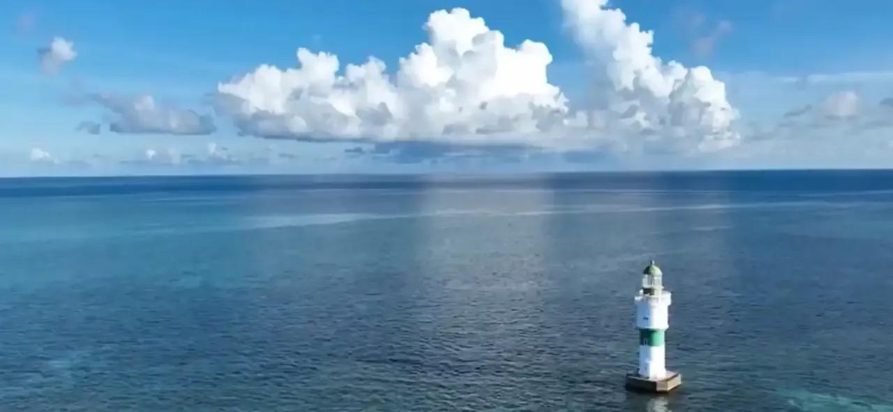 南沙群岛发生翻天覆地的变化，永暑礁、美济礁、诸碧礁上守备营目前都列装了国产猛士-