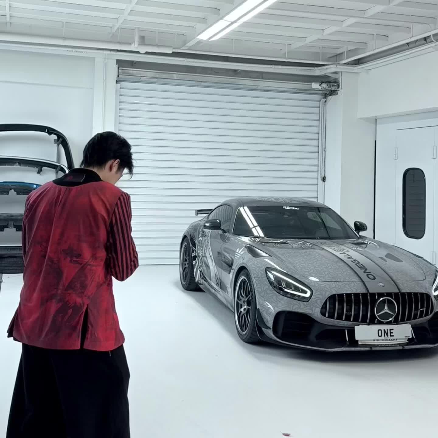 1.法师Rain的拍摄步伐太稳了，蒲老师夹克真帅啊。 2.藤原浩综合症...